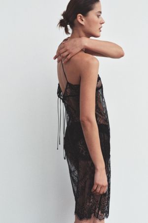 LACE TIE-BACK CAMISOLE