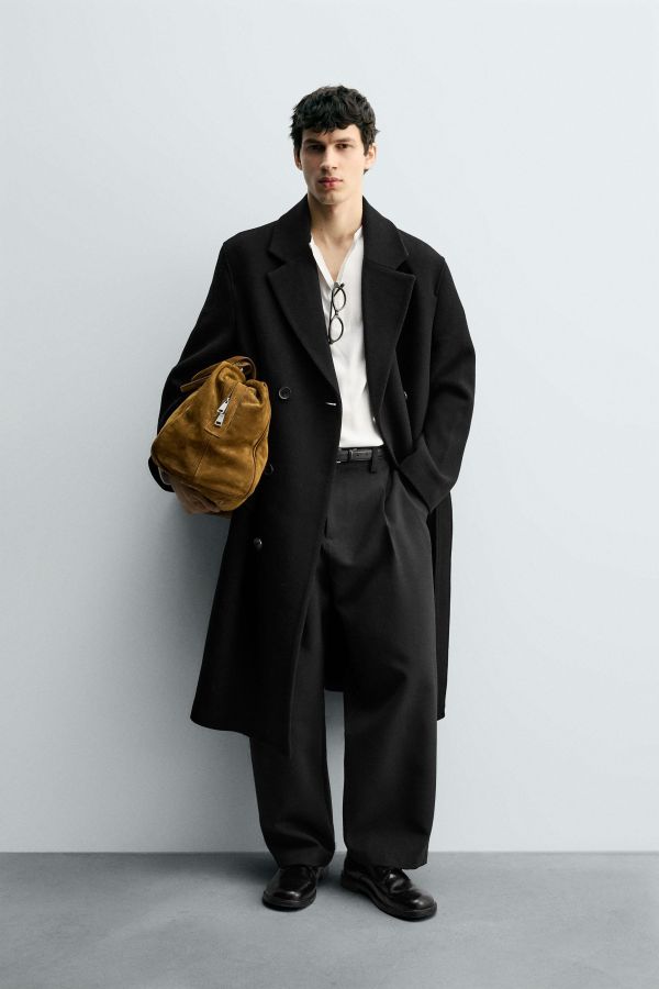 DOUBLE-BREASTED WOOL BLEND COAT WITH BELT