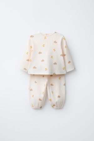 TEXTURED T-SHIRT AND BUNNY PANTS SET