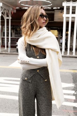 STRUCTURED BUTTON VEST