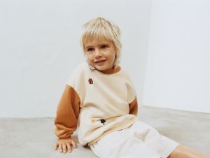 COLOR BLOCK EMBROIDERED SWEATSHIRT