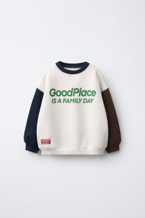 TEXT RAGLAN SLEEVE SWEATSHIRT