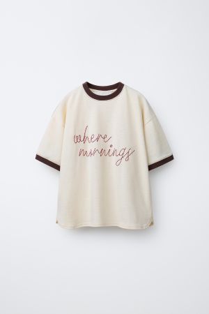 EMBROIDERED CONTRAST RIBBED T-SHIRT