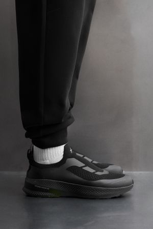 LACELESS RUNNING SNEAKERS