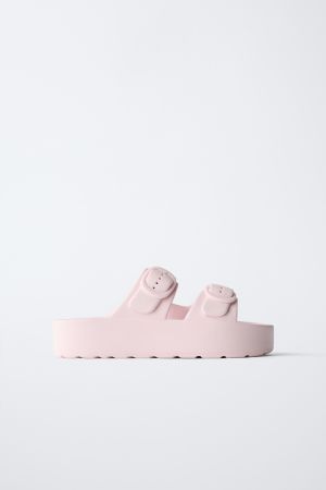 RUBBERIZED BUCKLED SANDALS