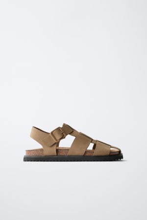 BUCKLED FISHERMAN SANDALS